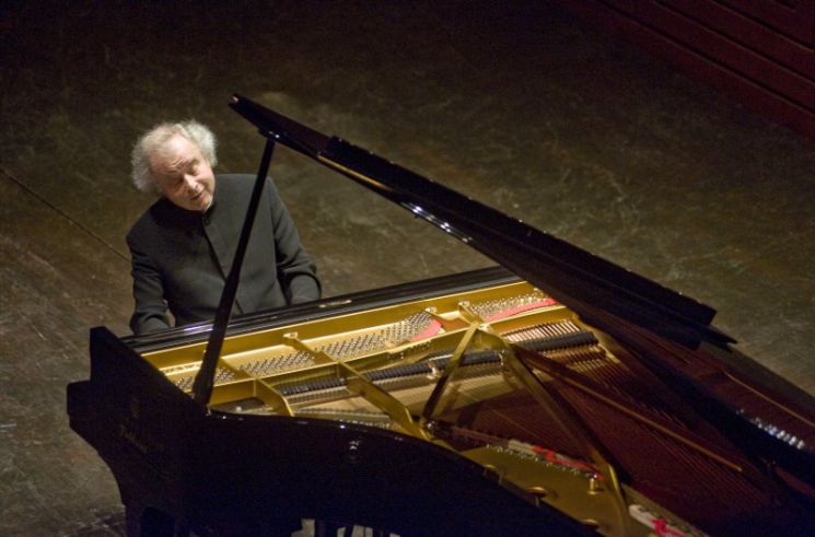 ANDRAS SCHIFF piano
